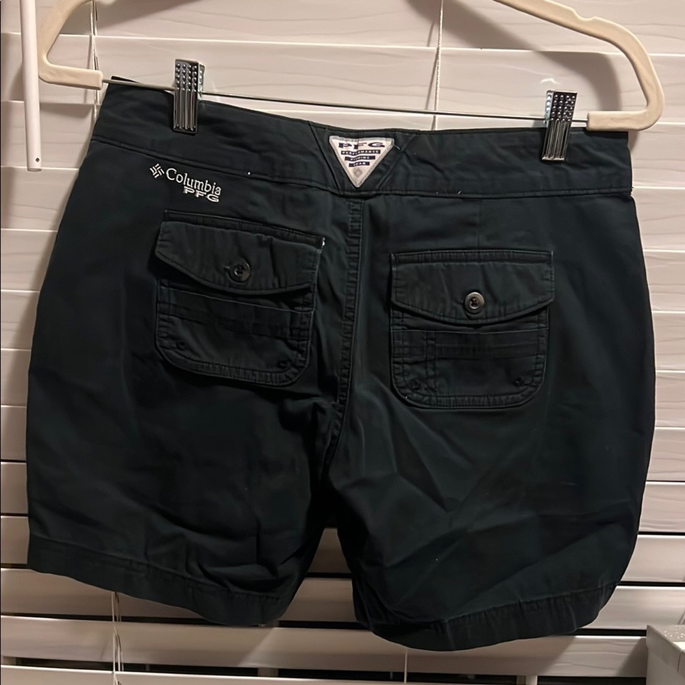 Columbia Women's Black Shorts